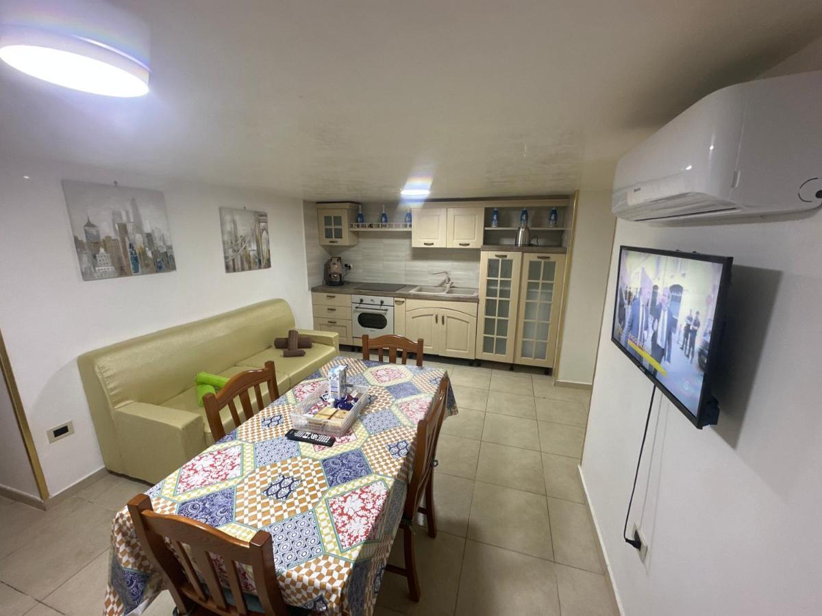 Yohanaholiday Apartamento Nápoles Exterior foto
